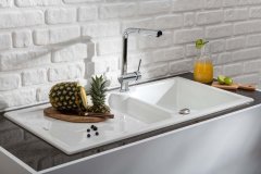 Nuevo Sonas 6s Seramik 1,5 Gözlü İki Yönlü Damlalıklı Evye Kristal Beyaz